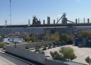 Celebra sector industrial aprobación de subasta de AHMSA