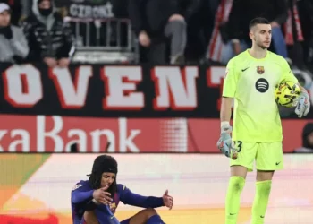 El Comité Técnico de Árbitros reconoce que el punto que derrotó al Barça en Girona debió anularse