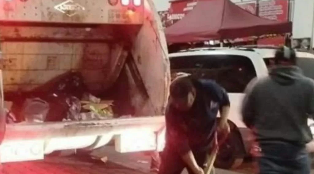 Denuncian caos por tianguis que se instala los lunes en Metepec