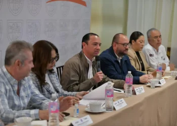 Presentan en Acuña plan estratégico frente a dengue, rickettsia y sarampión