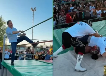 Política de altura: candidato de novato León se pone a hacer lucha libre en la calle