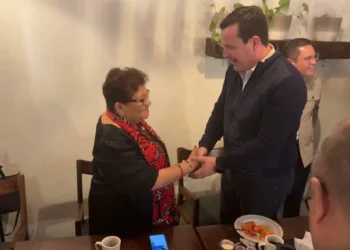 Ernestina Godoy Ramos visita Coahuila y reafirma investigaciones por Pasta de Conchos