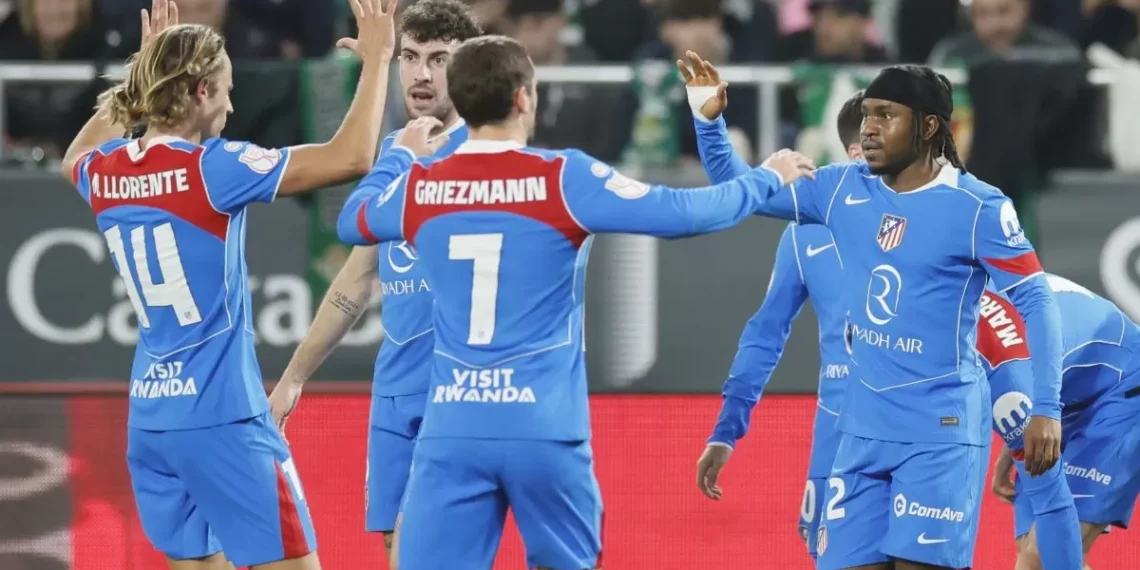 Lookman es el cañón de un Atlético que barandal el fútbol y avergüenza al Betis