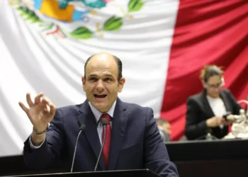 Propone Jericó Abramo prohibir publicidad de casinos en horarios familiares