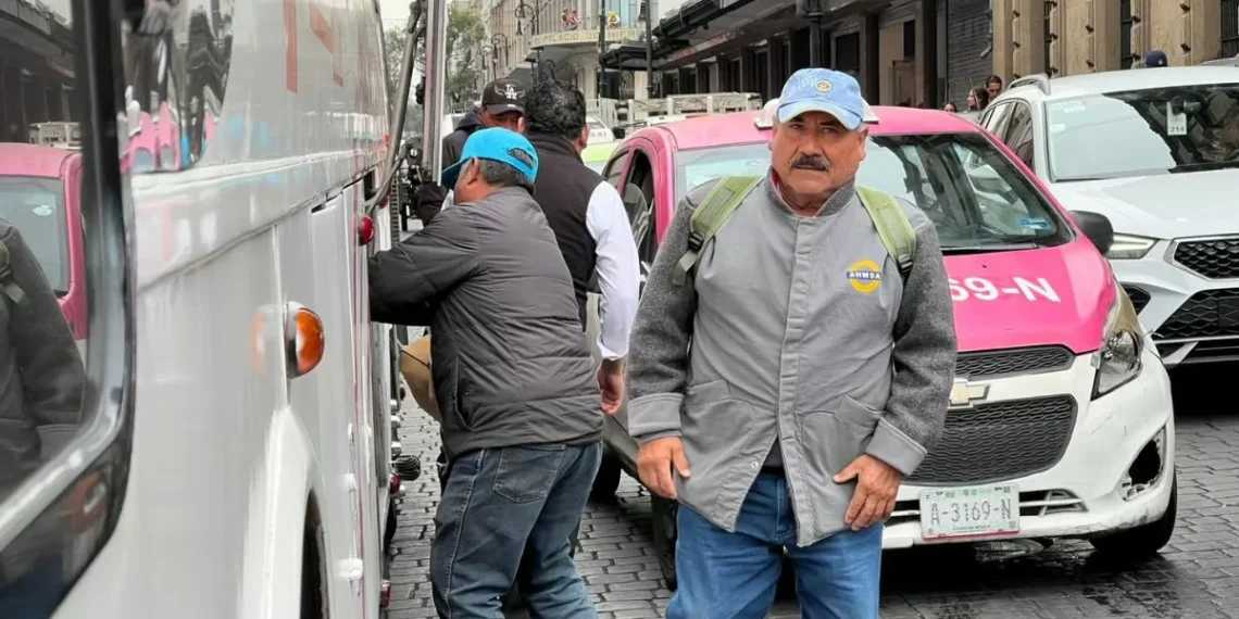 Trabajadores de AHMSA levantan plantón en CDMX y se alistan para la puja