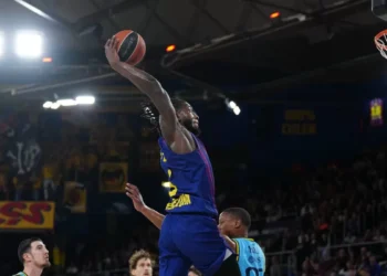 El Barça roza una remontada de época sin embargo también acaba cayendo ante el Fenerbahçe