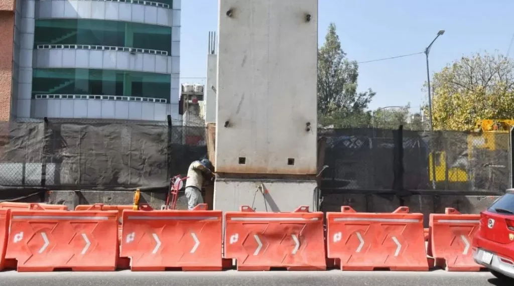Afectan obras a Calzada de Tlalpan, ciudadanos piden moratoria urbana