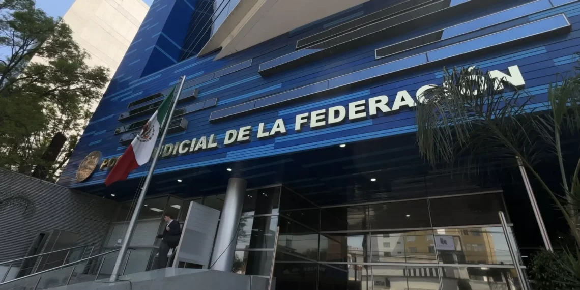 Trabajadores de AHMSA cobrarán acorde a la Constitución: establece resolución judicial